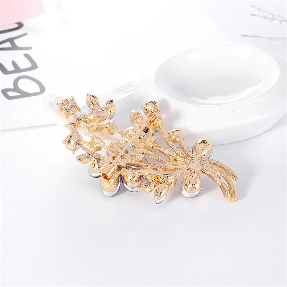 Fashion Glitter Rhinestone Sparking Brooches for Girls Sweet Elegant Pins Jewelry for Women Ladies Accessories Wholesale Chic