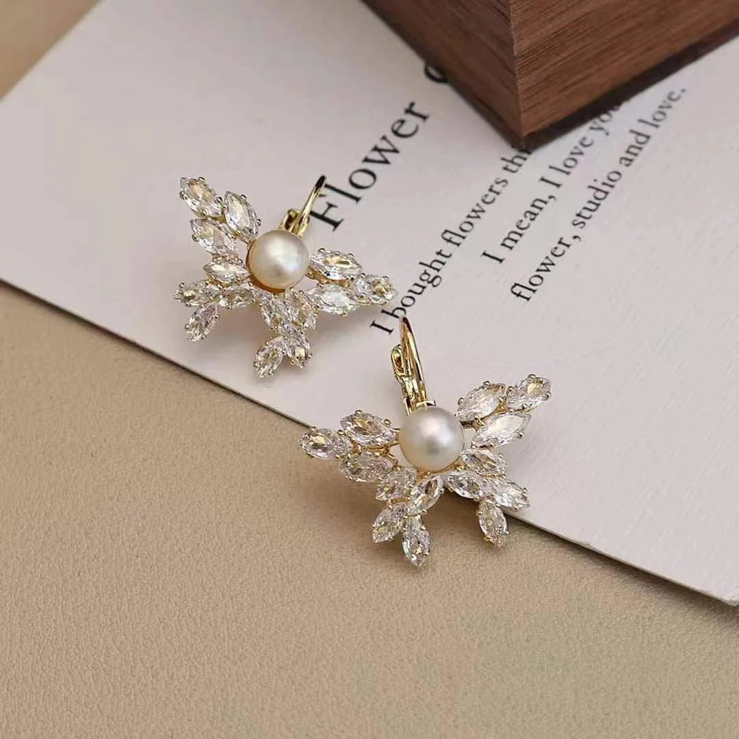 Sweet Simple Imitation Pearl Butterfly Drop Earrings for Girls Trendy Stylish Minimalistic Jewelry for Women Ladies Accessories