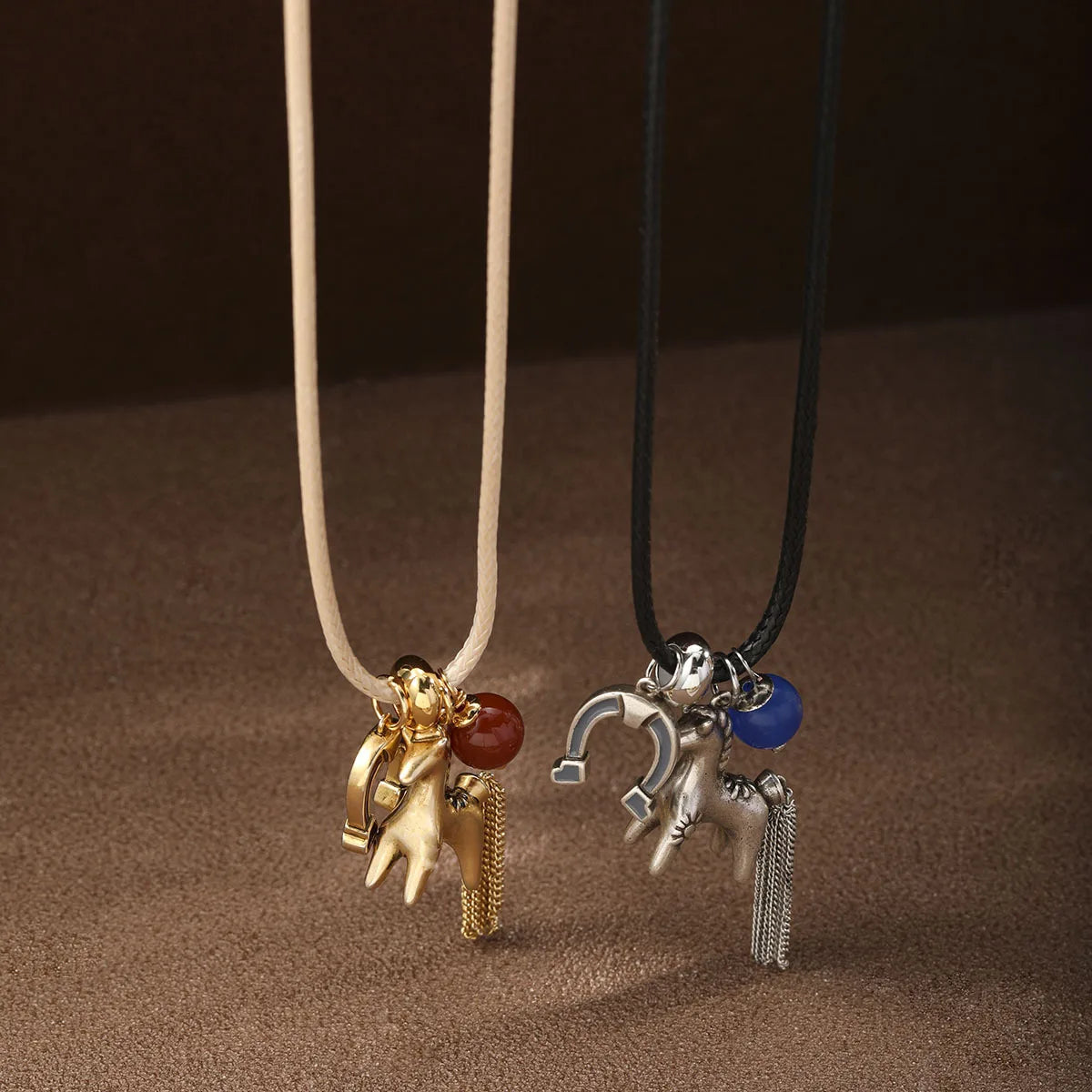 Fashion Natural Stone Copper Horse Animals Pendent Necklaces for Girls Trendy Jewelry for Women Ladies Wholesale China Factory