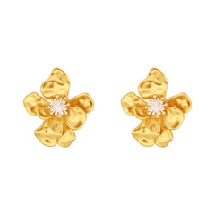 Female Retro Metal Flower Earrings Light Luxury Matte Gold Contrasting Stud Earrings Elegant Casual Fashionable Ear Jewelry