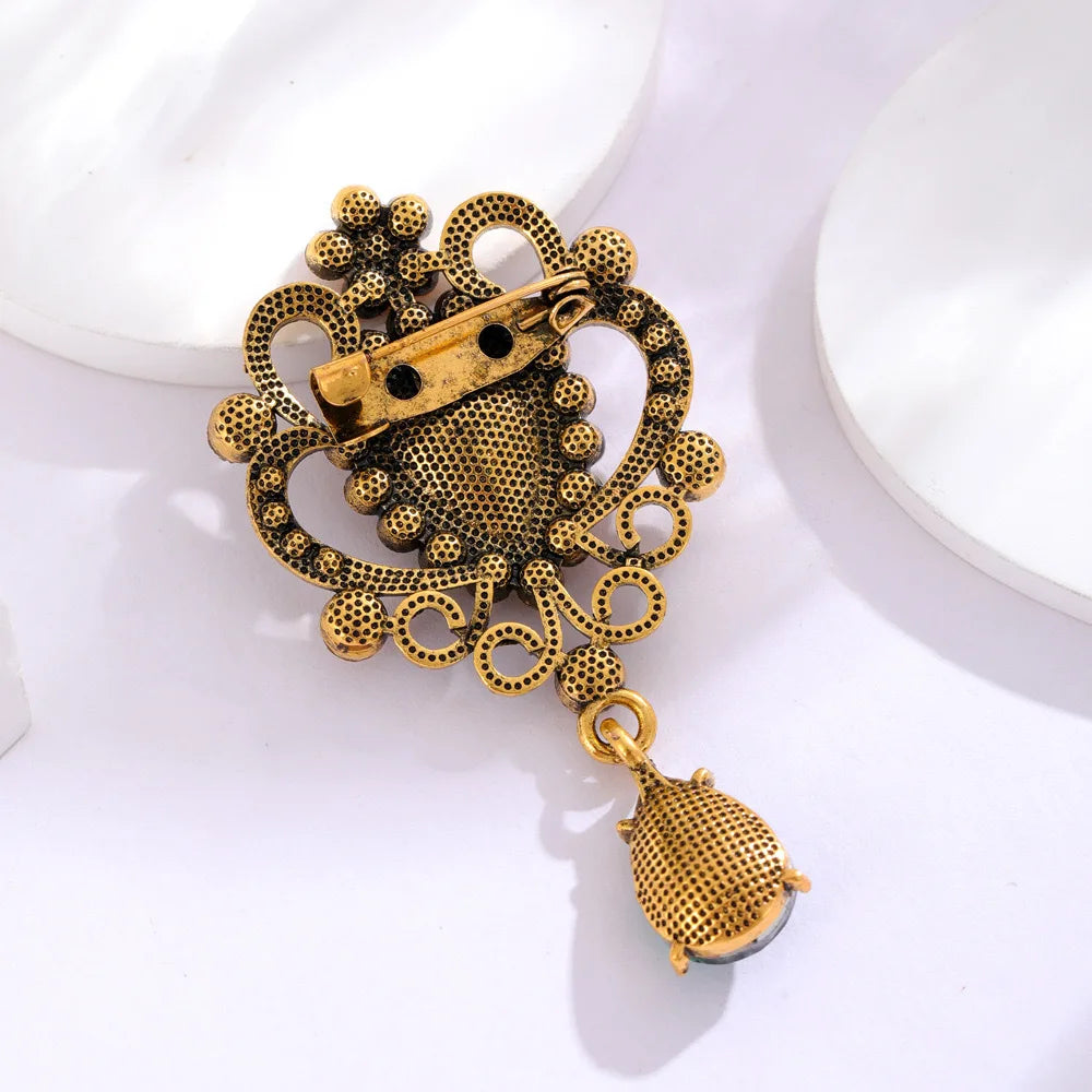 Fashion Vintage Rhinestone Glitter Sparking Brooches for Girls Elegant Retro Pins Jewelry for Women Ladies Accessories Wholesale
