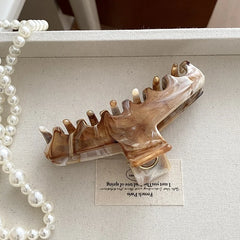 Fashion Stylish Elegant Hair Claw Clips for Girls Winter Autumn Graceful Trendy Hair Accessories for Women Ladies in Stock