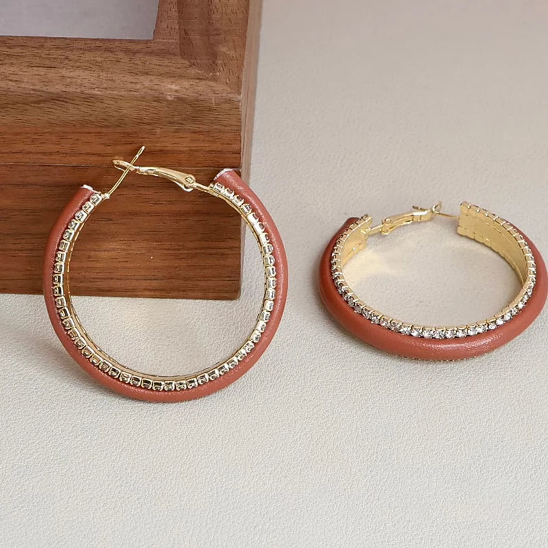 Fashion Simple Classic Minimalistic Hoop Earrings for Girls Trendy Stylish Art Deco Jewelry for Women Ladies Accessories Chic