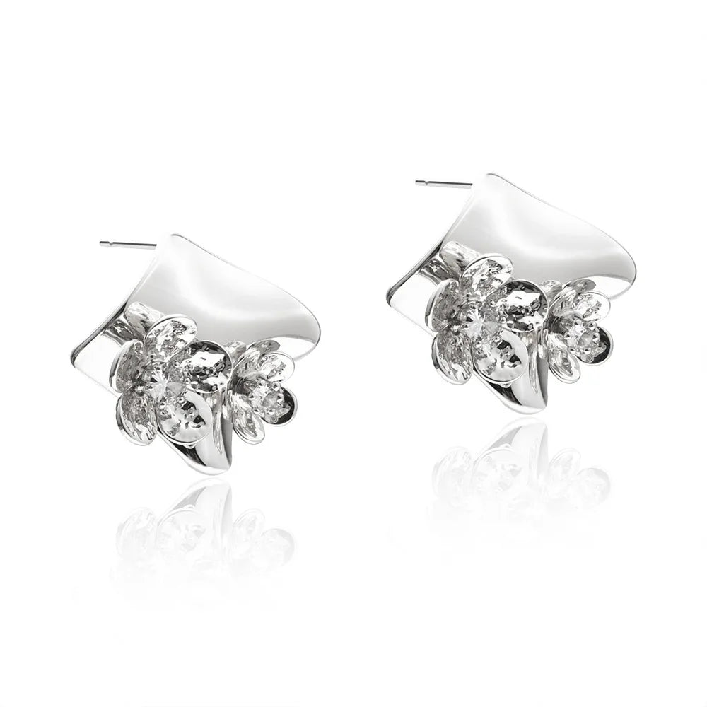 Fashion Elegant Earrings Irregular Geometric Pleated Square Stud Earrings with Zircon Flower Earrings European and American Bulk