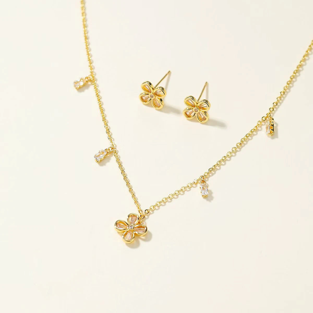 Stylish Trendy Elegant Luxury Necklaces for Girls Cute Charms Stud Earrings Jewelry Sets for Women Ladies Accessories Chic