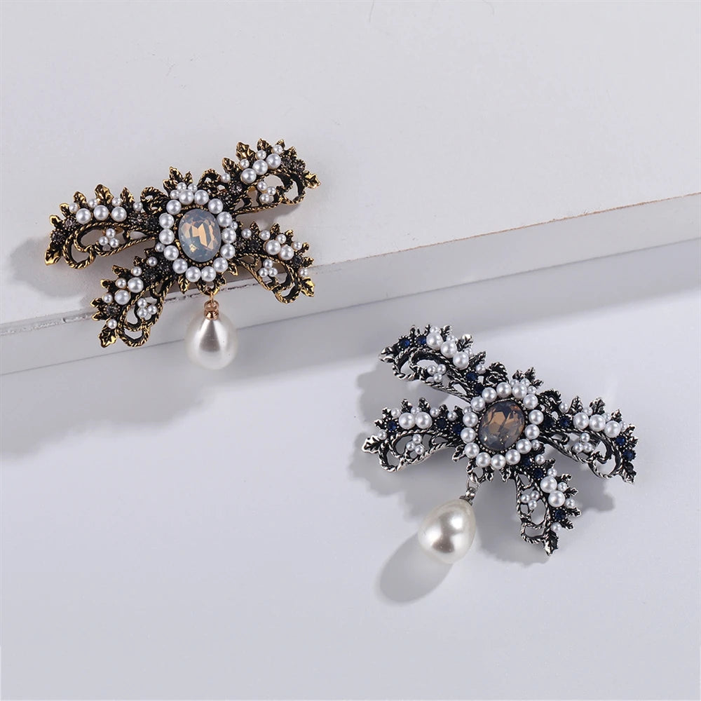 Fashion Bowknot Butterfly Luxury Vintage Retro French Style Brooches for Girls Elegant Pins Jewelry for Women Ladies Accessories