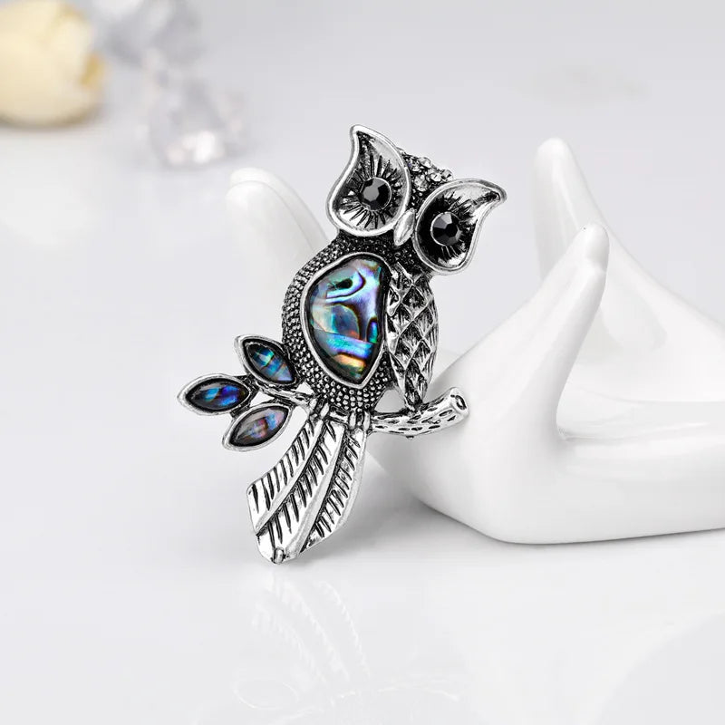 Fashion Retro Vintage Lustrous Animals Owl Brooches for Girls Stylish Trendy Glitter Pins Jewelry for Women Ladies Accessories
