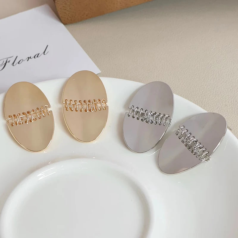 Fashion Sweet Elegant Simple Minimalistic Drop Earrings for Girls Classic Charms Refined Jewelry for Women Ladies Accessories