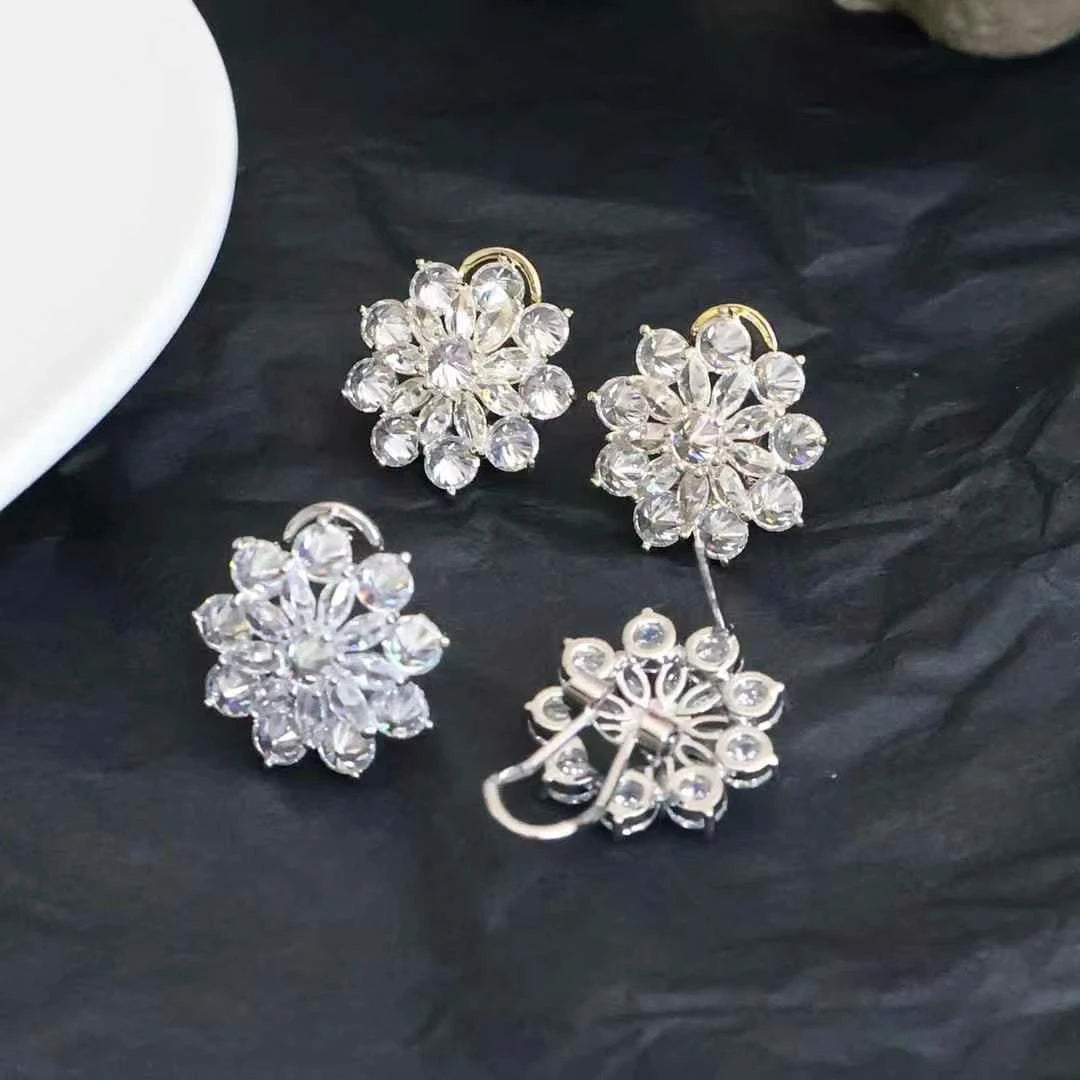 Sparkle Glitter Flower Imitation Pearl Stud Earrings for Girls Floral Sweet Elegant Jewelry for Women Ladies Accessories