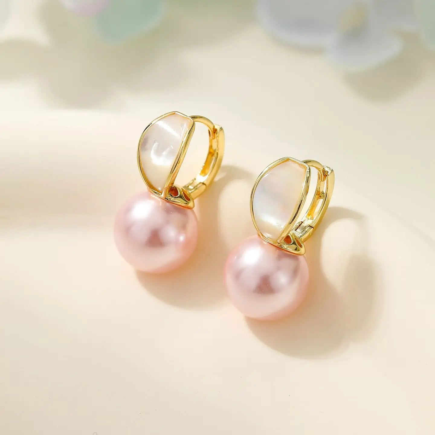 Luxury Imitation Pearl Heart Shaped Drop Earrings for Girls Fashion New Fresh Jewelry for Women Ladies Accessories Wholesale