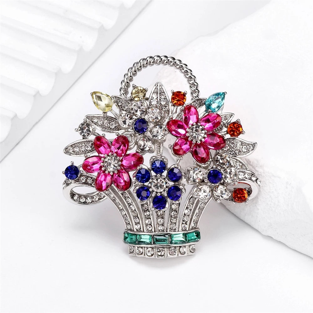 Fashion Glitter Sparking Stylish Rhinestone Brooches for Girls Sweet Flowers Floral Pins Jewelry for Women Ladies Accessories