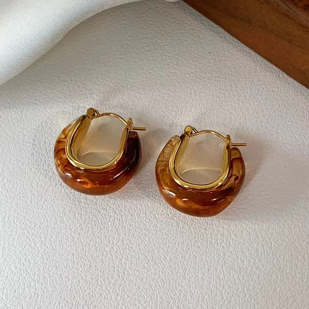 Fashion Butterfly Amber Sweet Elegant Stud Earrings for Girls Trendy Chic Glamorous Jewelry for Women Ladies Accessories