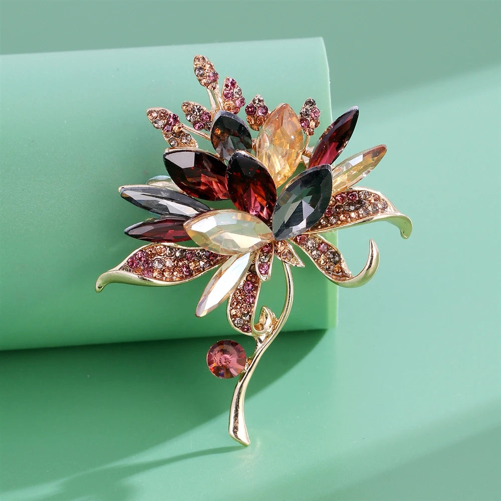 Fashion Vintage Glitter Sparkle Retro Flowers Floral Brooches for Girls Elegant Pins Jewelry for Women Ladies Accessories