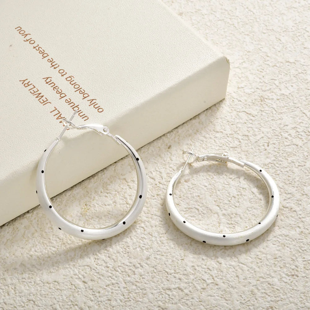Korean Women's Hoop Earrings Solid Color Circle Polka Dot Brushed Earrings High-end Minimalist Chic Style Elegent Earring Bulk