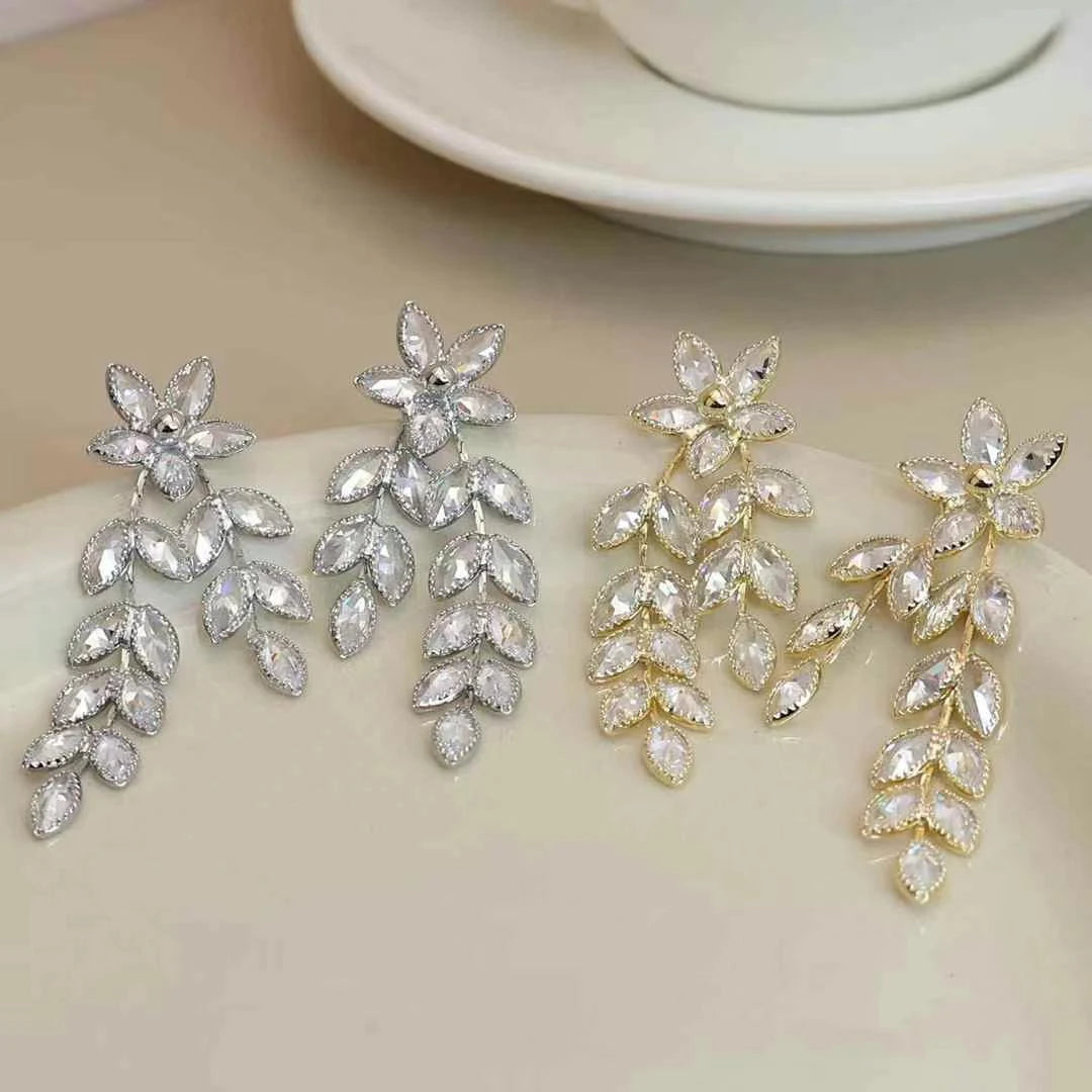 Women Star Wheat Spike-Shaped New Design Drop Earring Sparking Glitter Charms Fashion Wholesale Jewelry Accessories for Office