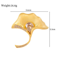 Fashion Mental Alloy Gingko Brooches for Girls Simple Minimalistic Rhinestone Pins Jewelry for Women Ladies Accessories Hot Sale