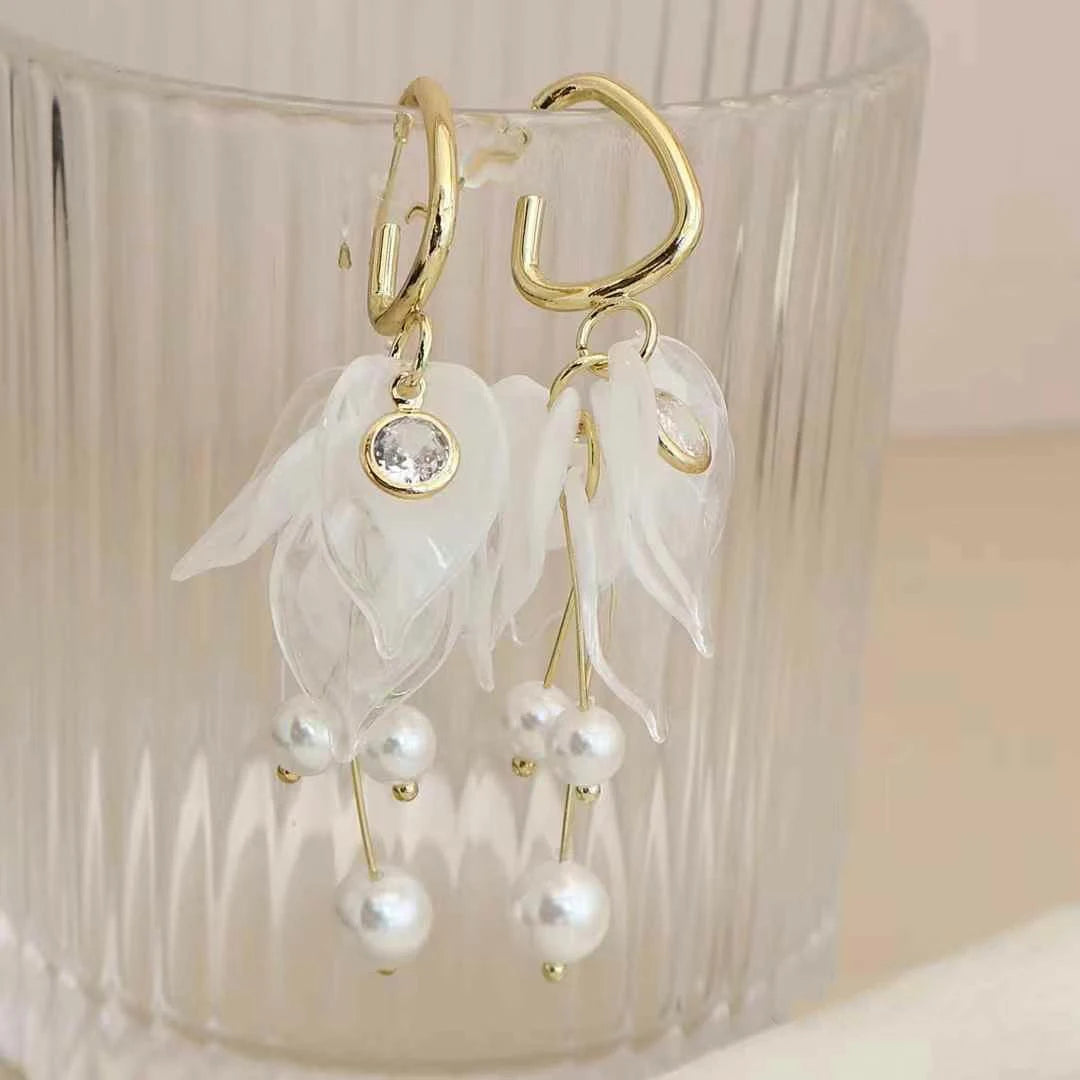 Women Hot Sale Tassel Leaf Imitation Pearl Long Drop Earring Fashion Elegant Luxurious Affordable Bulk Daily Jewelry Accessory