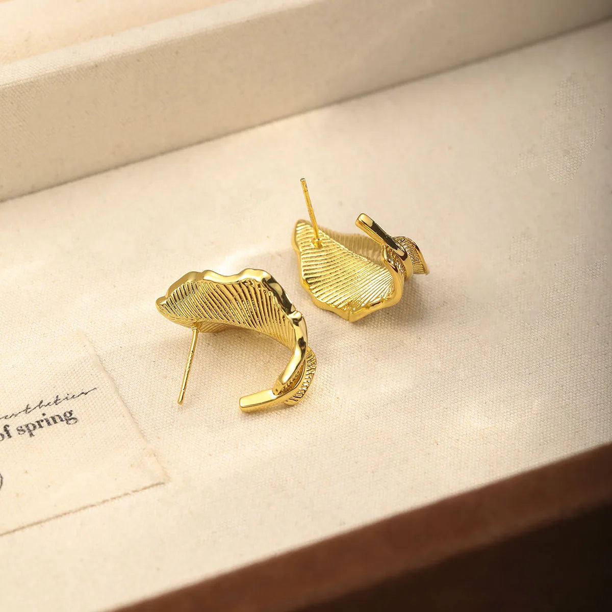 Women Gold Shape Copper S925 Silver Earring Elegant Fashion Trendy Low MOQ Factory Price in Stock Bulk Jewelry for Female Causal
