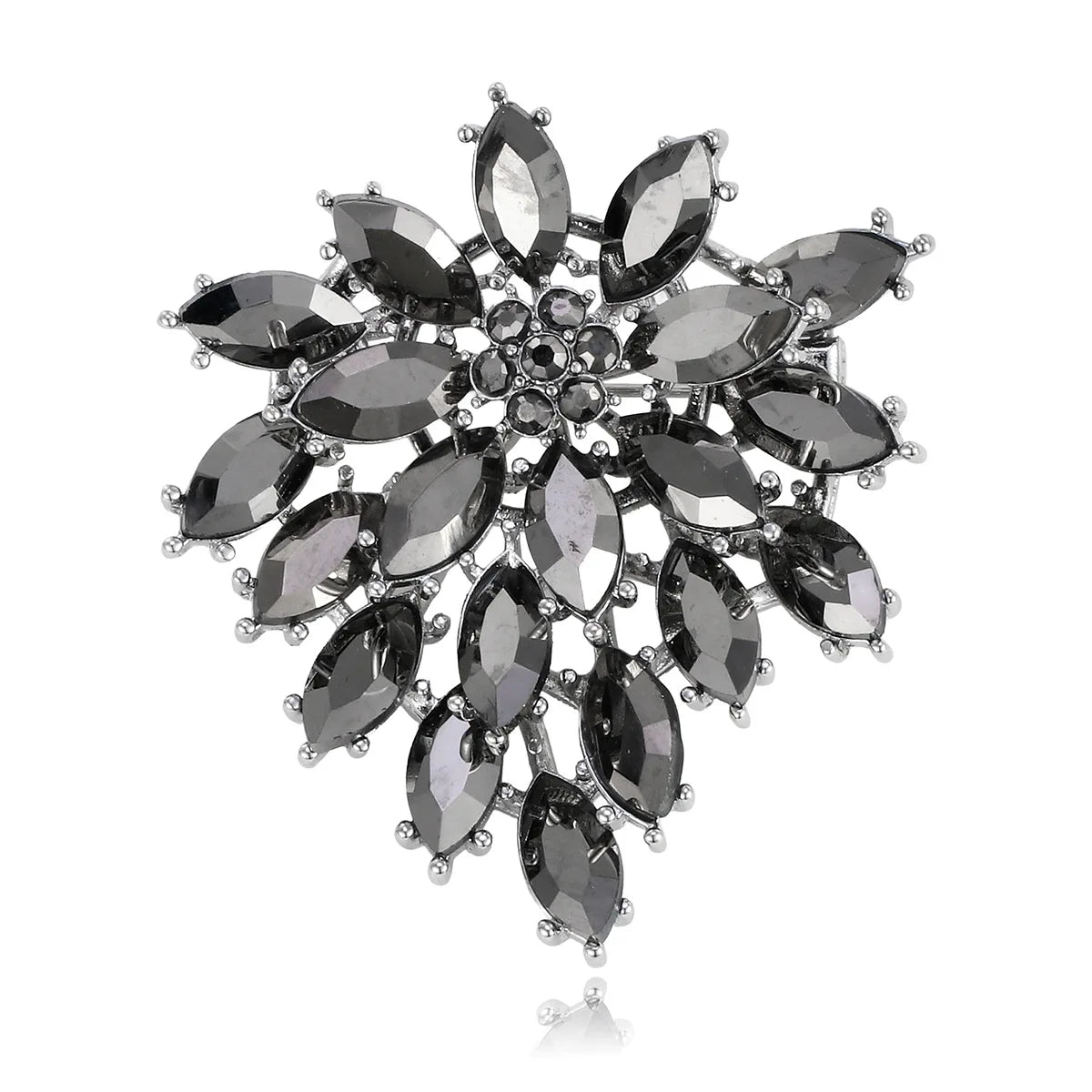 Fashion New Design Dainty Rhinestone Brooches for Girls Glitter Sparkle Charms Bold Pins Jewelry for Women Ladies Accessories