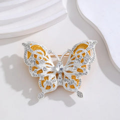 Fashion Glitter Rhinestone Sweet Butterfly Brooches for Girls Trendy New Design Pins Jewelry for Women Ladies Accessories Spicy