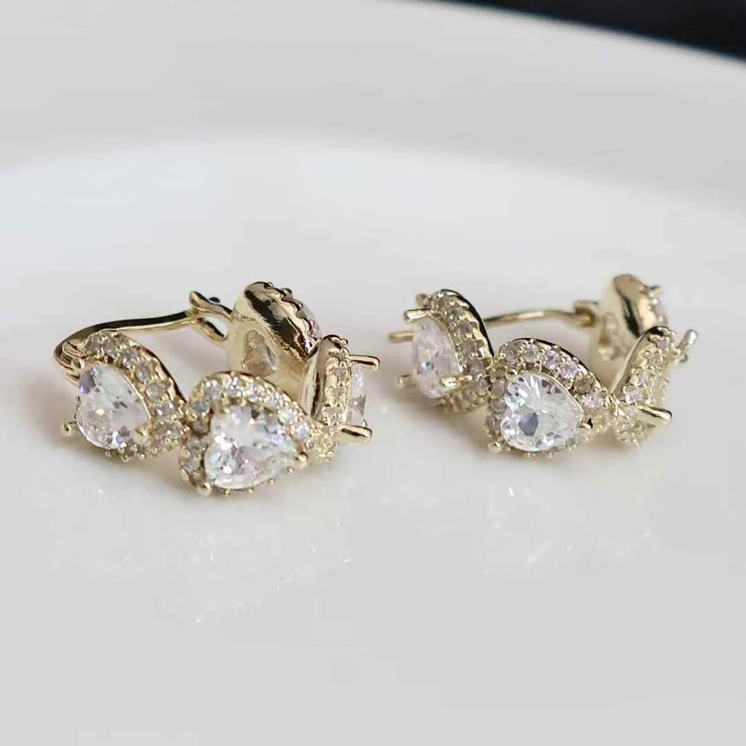 Simple Minimalistic Trendy Sweet Glitter Hoop Earrings for Girls Bold Glamorous Jewelry for Women Ladies Accessories Wholesale