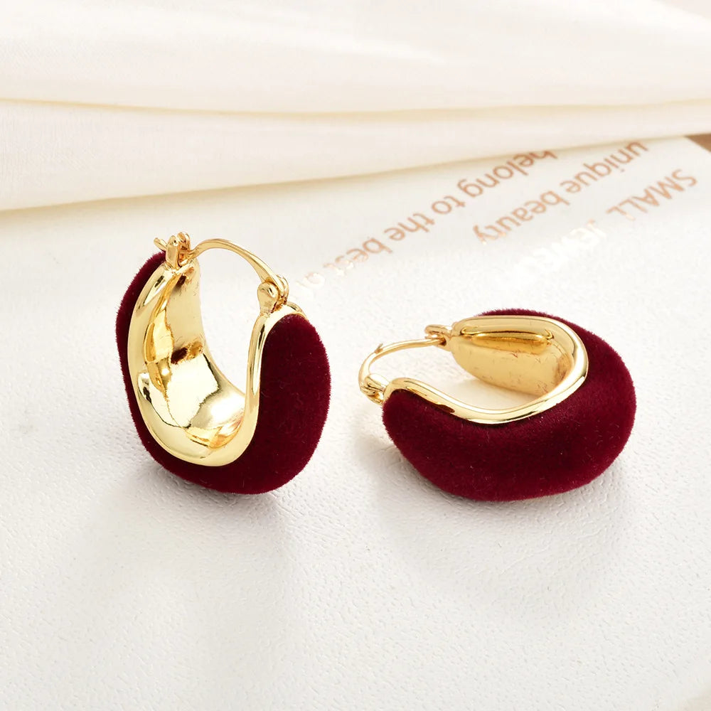 Retro Leopard Print Earrings Flocked U-shaped Wine Red Ear Buckles Trendy High-end Stylish Women Ear Jewelry Bulk Autumn Winter