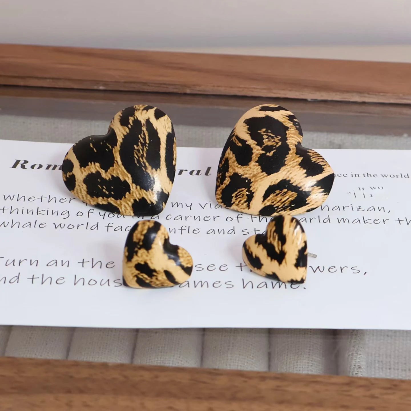 Female Heart Circle Shape Leopard Print Decorative Small Stud Earring Elegant Sex Trendy Bulk Order Jewelry Accessory for Daily