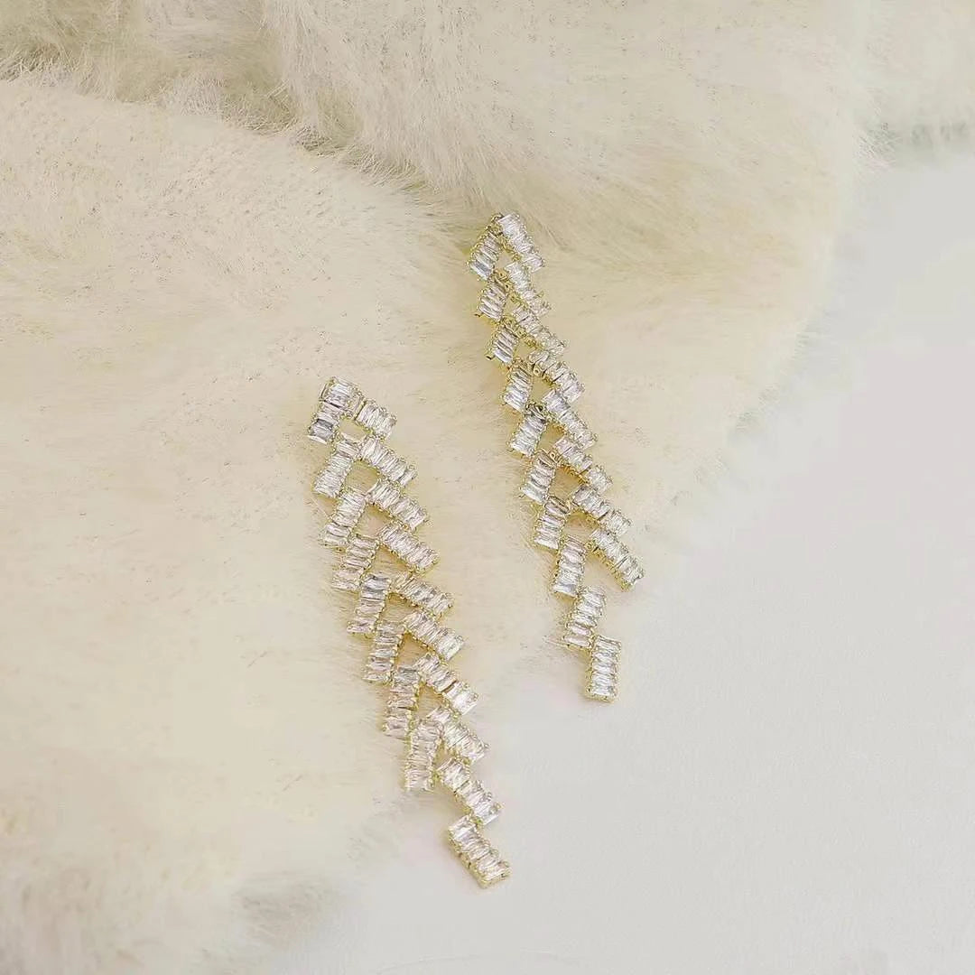 Women Wheat Spike-shaped Irregular Drop Earring Fashion Sparking Luxurious Glamorous Wholesale Jewelry Accessories for Causal