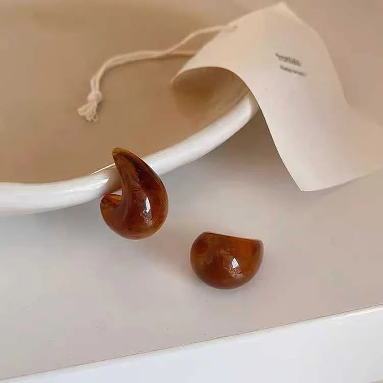 Fashion Simple Classic Minimalistic Hoop Earrings for Girls Sweet Glamorous Dainty Jewelry for Women Ladies Accessories Alphabet