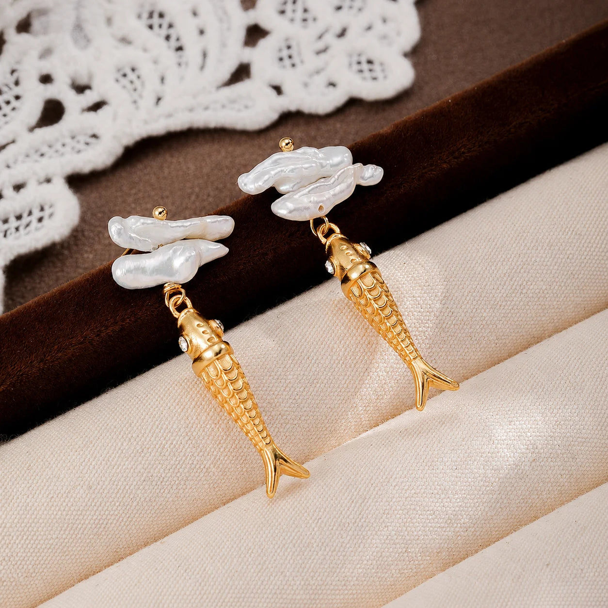Fashion Baroque Pearl S925 Silver Cubic Zirconia Fish Animal Drop Earrings for Girls Jewelry for Women Ladies Wholesale Bulk
