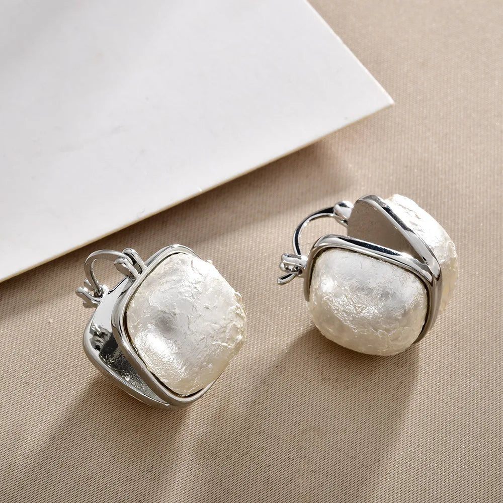 French Light Luxury Double-Sided Pearl Ear Buckles Retro Style Fashion Geometric Ear Studs Snowflake Beads Niche Earrings Women