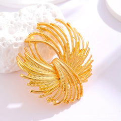 Fashion Simple Glitter Brooches for Girls Stylish Glamorous Charms Sweet Pins Jewelry for Women Ladies Accessories Wholesale