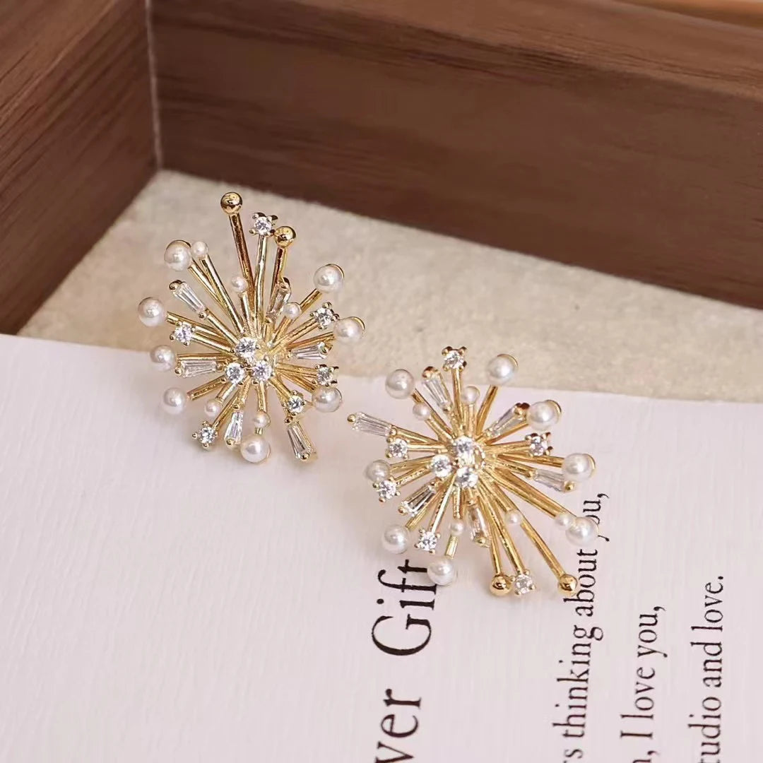 Ladies Hot Sale High Quality New Design Flower Shape Small Stud Earring Fashion Elegant Wholesale Jewelry Accessories for Office