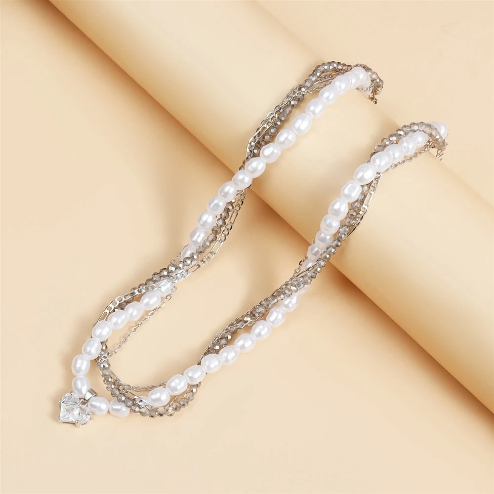 Fashion Sweet Heart Beads Imitation Pearl Necklaces for Girls Spicy Elegant Layered Wearing Jewellry for Women Ladies Accessory