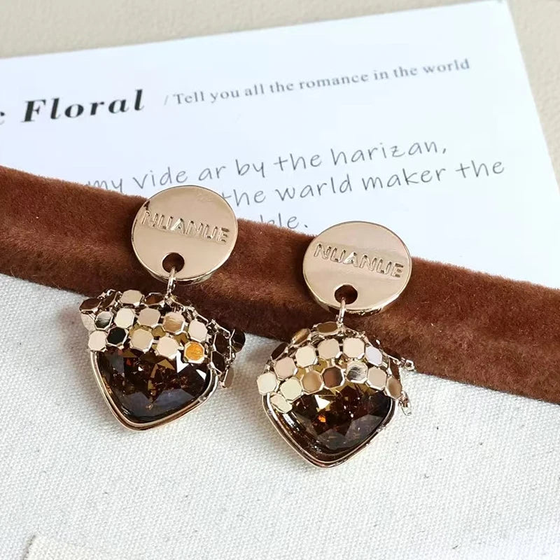 Sweet Trendy Elegant Heart Shaped Luxury Drop Earrings for Girls Charms Glamorous Jewelry for Women Ladies Accessories Wholesale