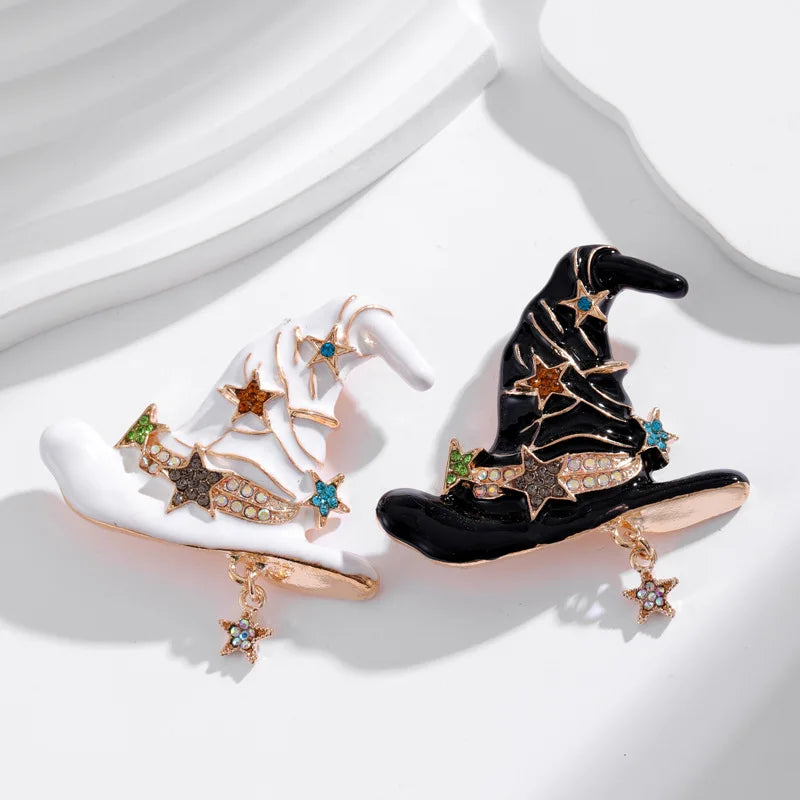 Fashion Trendy Sweet Witch Stylish Hat Brooches for Girls Gothic Halloween Pins Jewelry for Women Ladies Accessories Wholesale