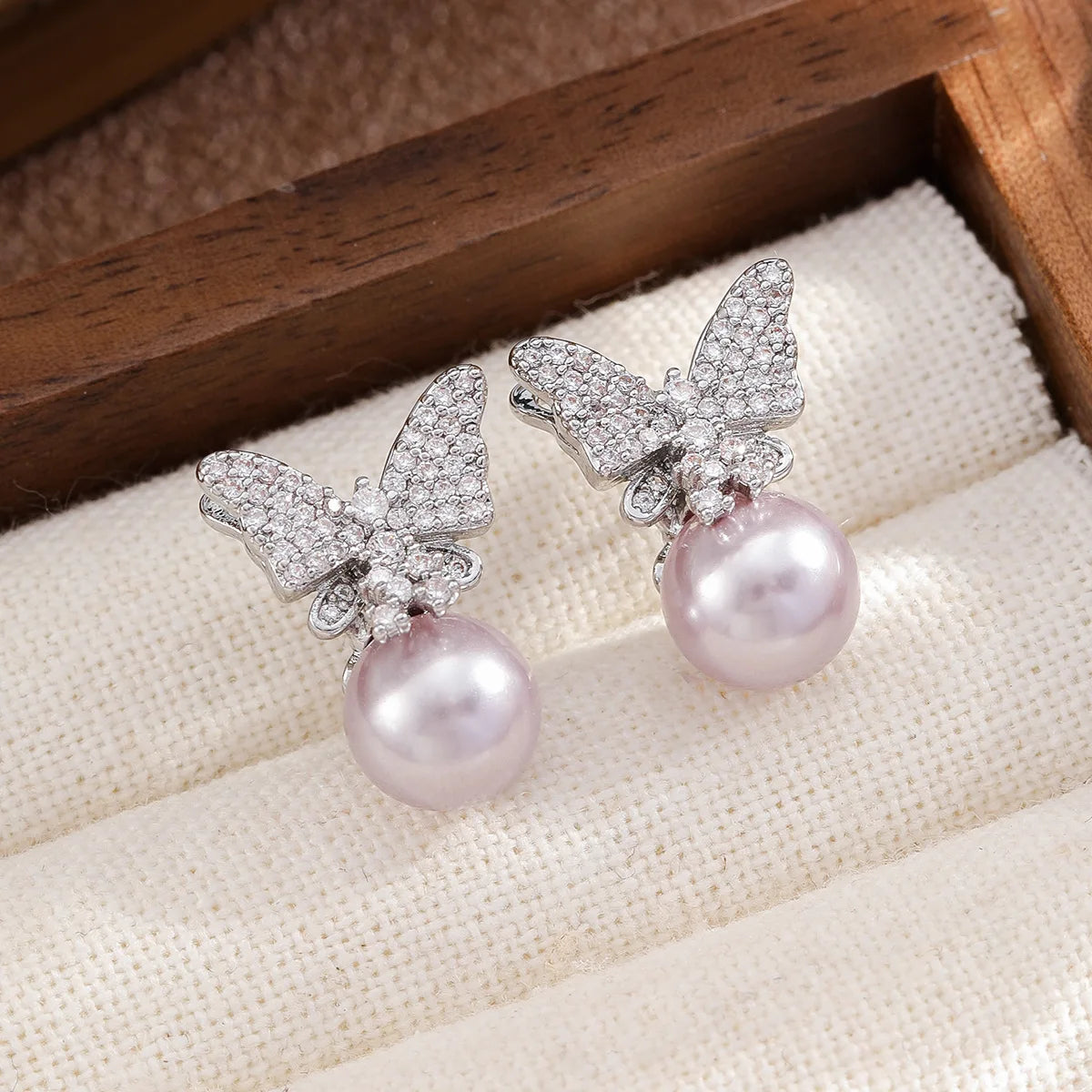 Women Butterfly Rhinestone Glass Pearl Zircon S925 Silver Stud Earring Elegant Fashion in Stock Jewelry for Female Girls Causal