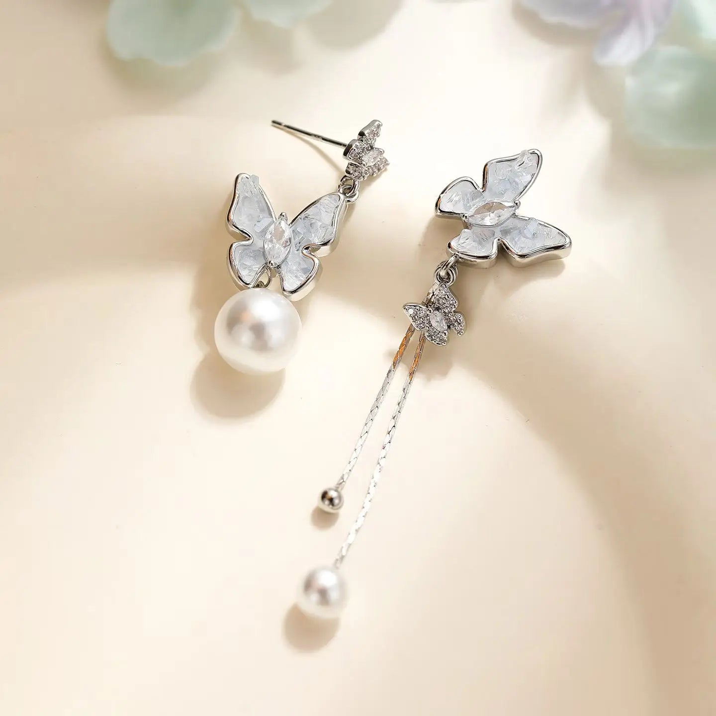Fashion Sweet Trendy Butterfly Tassel Imitation Pearl Drop Earrings for Girls Elegant Jewelry for Women Ladies Accessories