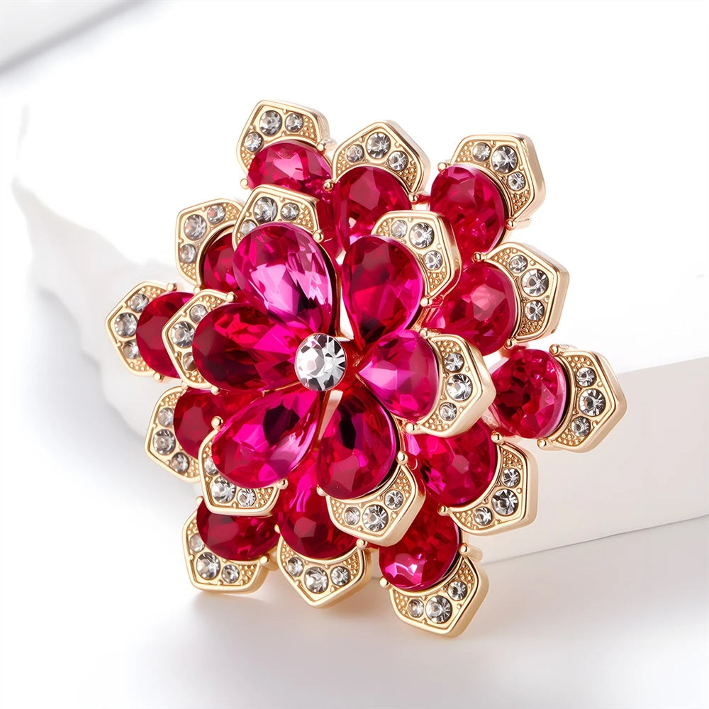 Fashion Glitter New Design Rhinestone Brooches for Girls Sparkle Flowers Floral Pins Jewelry for Women Ladies Accessories Chic
