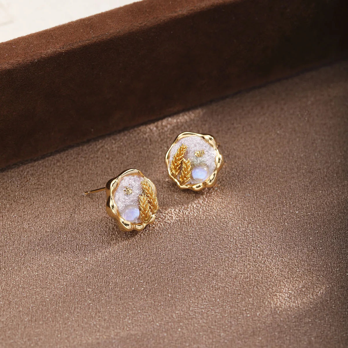 Fashion Glitter Glass Copper 18K Gold Plated Stud Earrings for Girls Sweet Elegant Jewelry for Women Ladies Wholesale Bulk