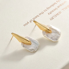 French Style Trendy Earrings Women Irregular Baroque Pearl Shell Earrings Luxurious Elegant High-end Ear Studs Accessories New