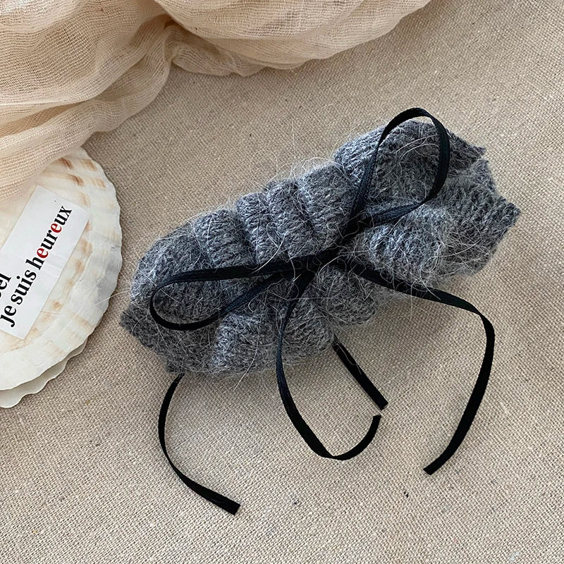 Fashion Ribbon Bowknot Solid Color Winter Hair Clips for Girls Trendy Elegant Banana Clips for Women Ladies Hair Accessories