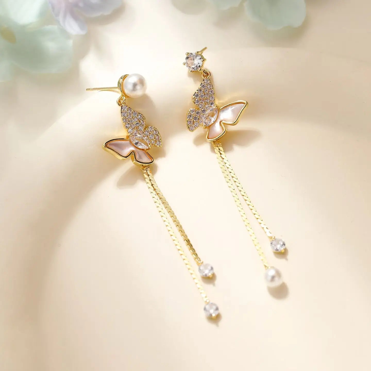 Fashion Elegant Trendy Tassel Butterfly Drop Earrings for Girls Sweet Dainty Glamorous Jewelry for Women Ladies Accessories