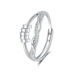 The opening is adjustable. / Knot - silver