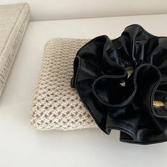 Fashion Simple Classic Solid Color PU Scrunchies for Girls Luxury Elegant Hair Ties for Women Ladies Hair Accessories in Stock