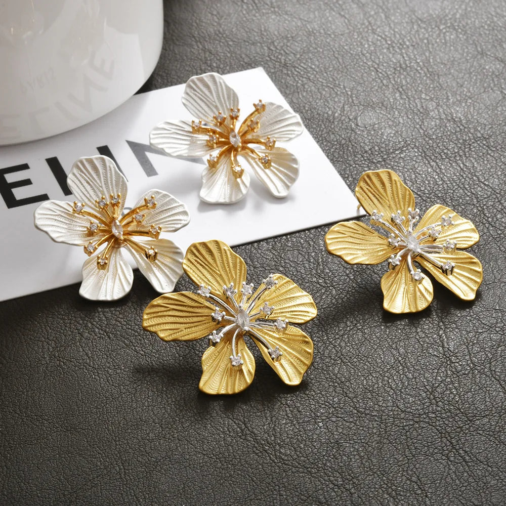 Spring and Summer Super Fairy Flower Stud Earrings with Zircon Unique Trendy Sweet Exaggerated Design Earrings Jewelry Accessory