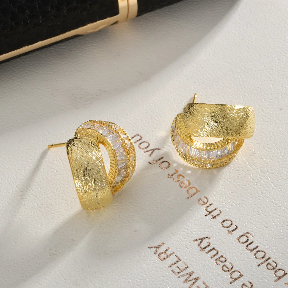 Zirconia Half-circle Interlocking Copper Brushed Ear Studs Fashionable Elegant Versatile Light Luxury Earrings Women Unisex