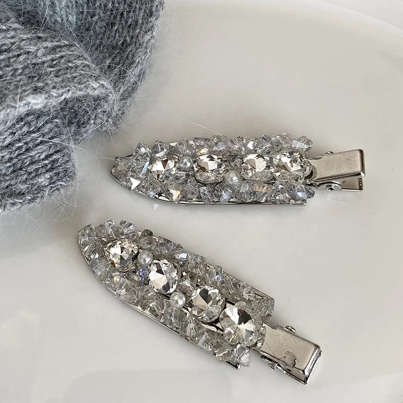 Female Hot Sale New Design Rhinestone Small Alligator Clip Sparking Glitter Fashion Chic Customized in Stock Hair Clip Accessory