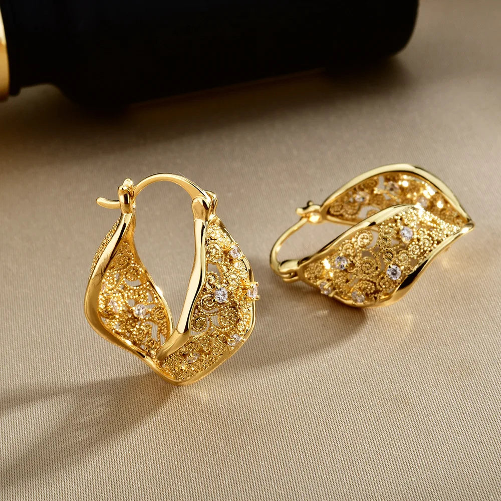 Fashionable Exquisite Earrings Women Twisted U-Shaped Hollow Set Glitter Zircon Earring Elegant Niche Design Luxury Earrings