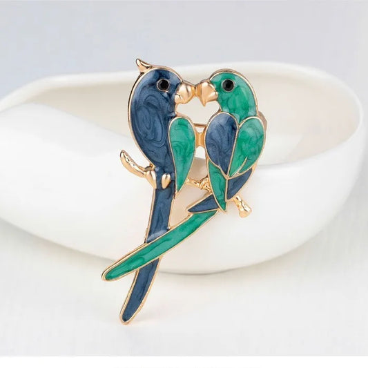 Fashion Birds Animals Sweet Brooches for Girls Elegant Glamorous Charms Pins Jewelry for Women Ladies Accessories Wholesale